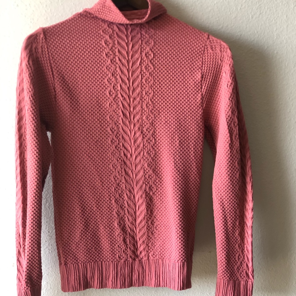 Pink turtle neck